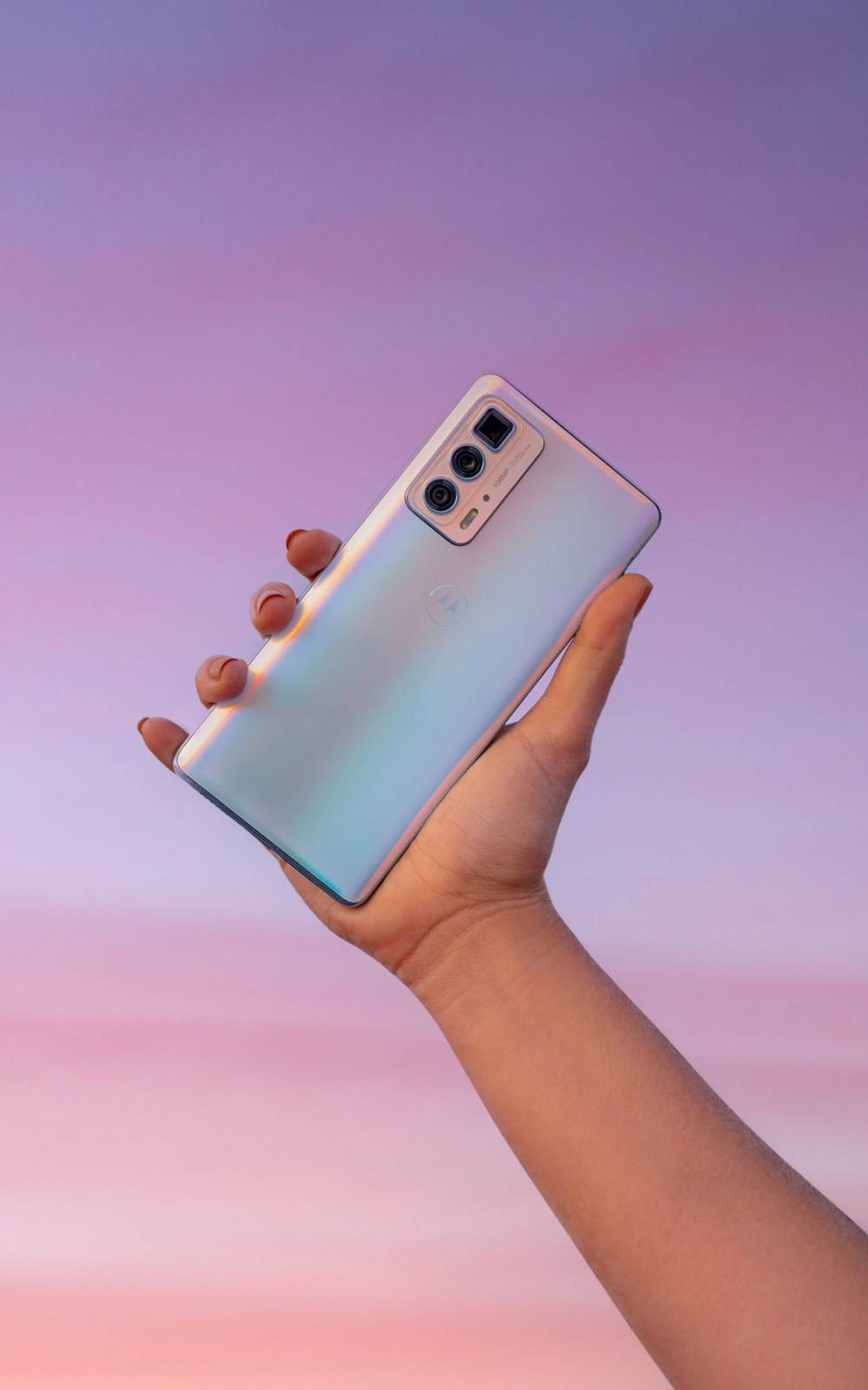 Motorola edge 20 serija premijum srednje klase