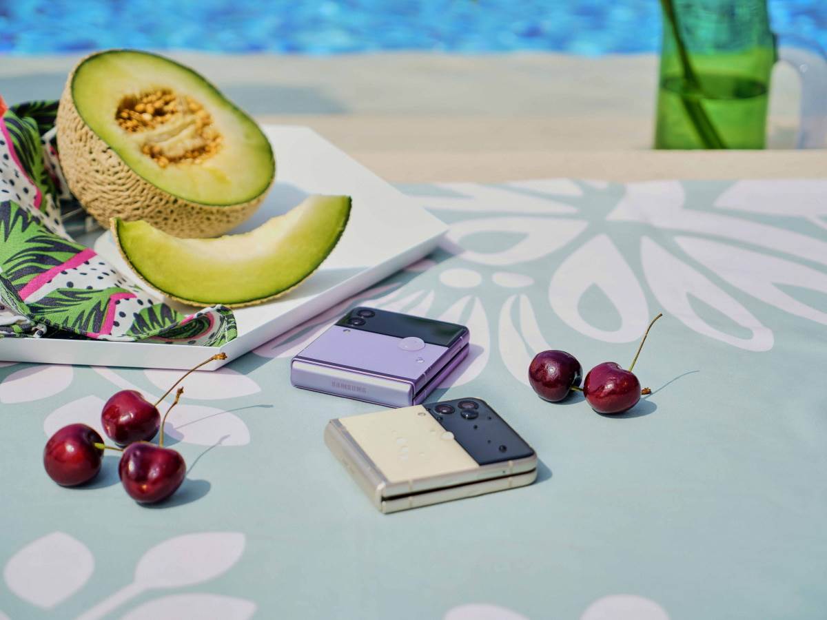 Samsung Galaxy Z Flip3 Pokemon Edition