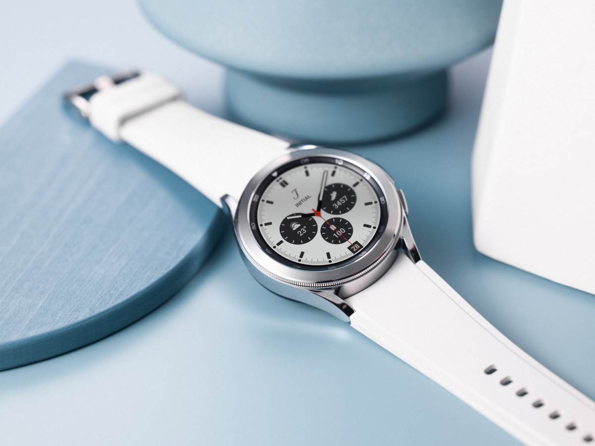 Galaxy Watch 4 Samsung hardver i Google softver