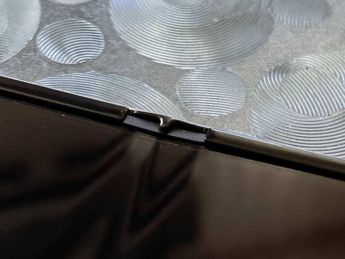 Samsung Galaxy Z Flip3 5G Slike Uživo (22)