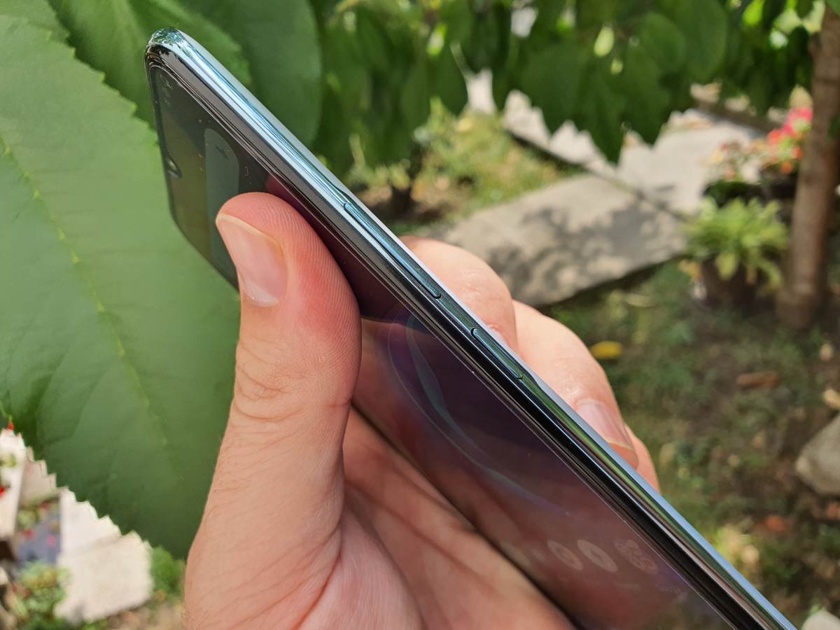 vivo Y70 desna strana