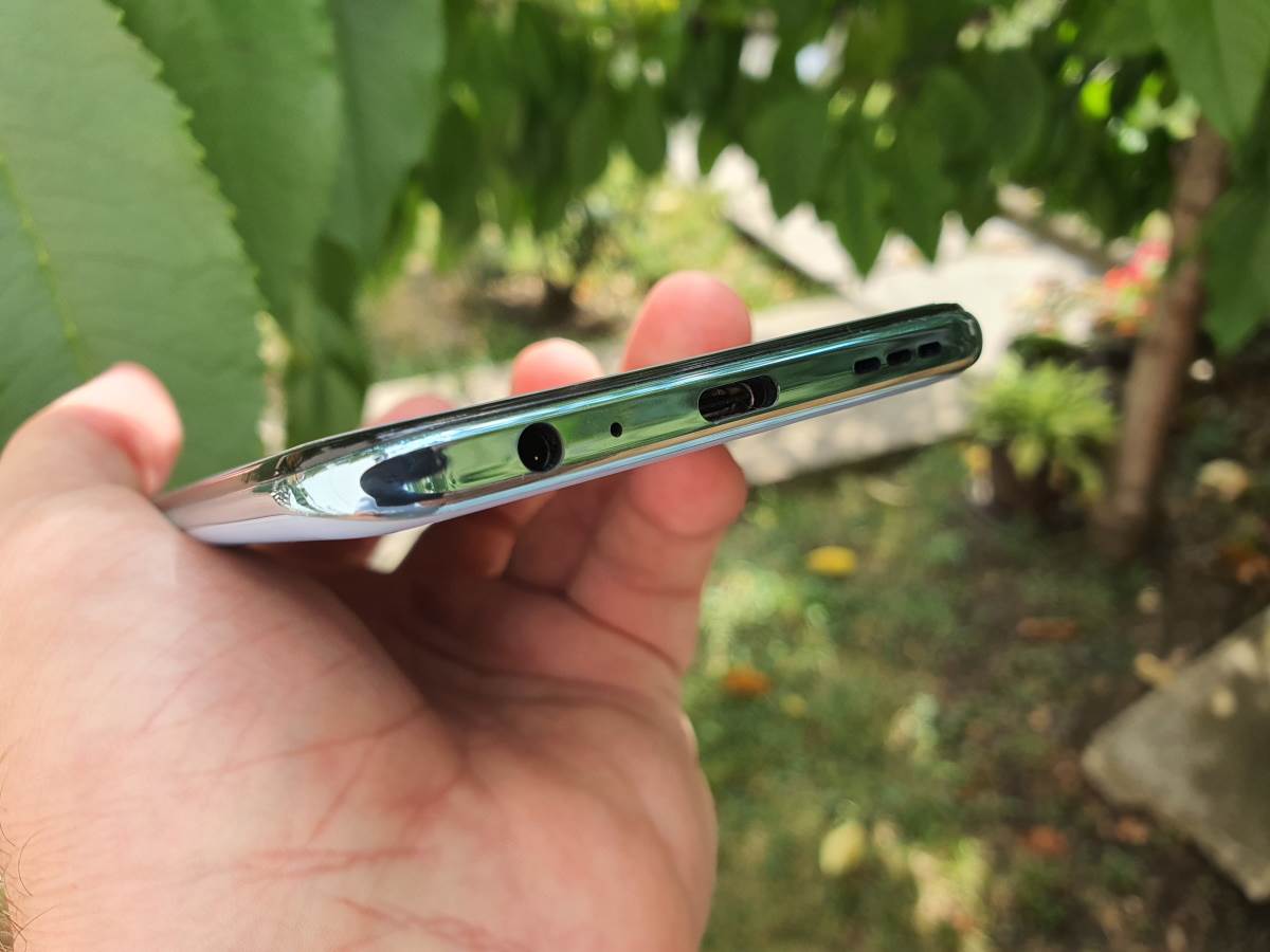 vivo Y70 donja strana