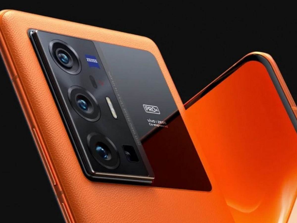 vivo X70 Pro+ 4
