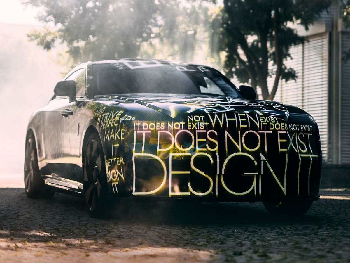 Rolls-Royce Spectre (2)