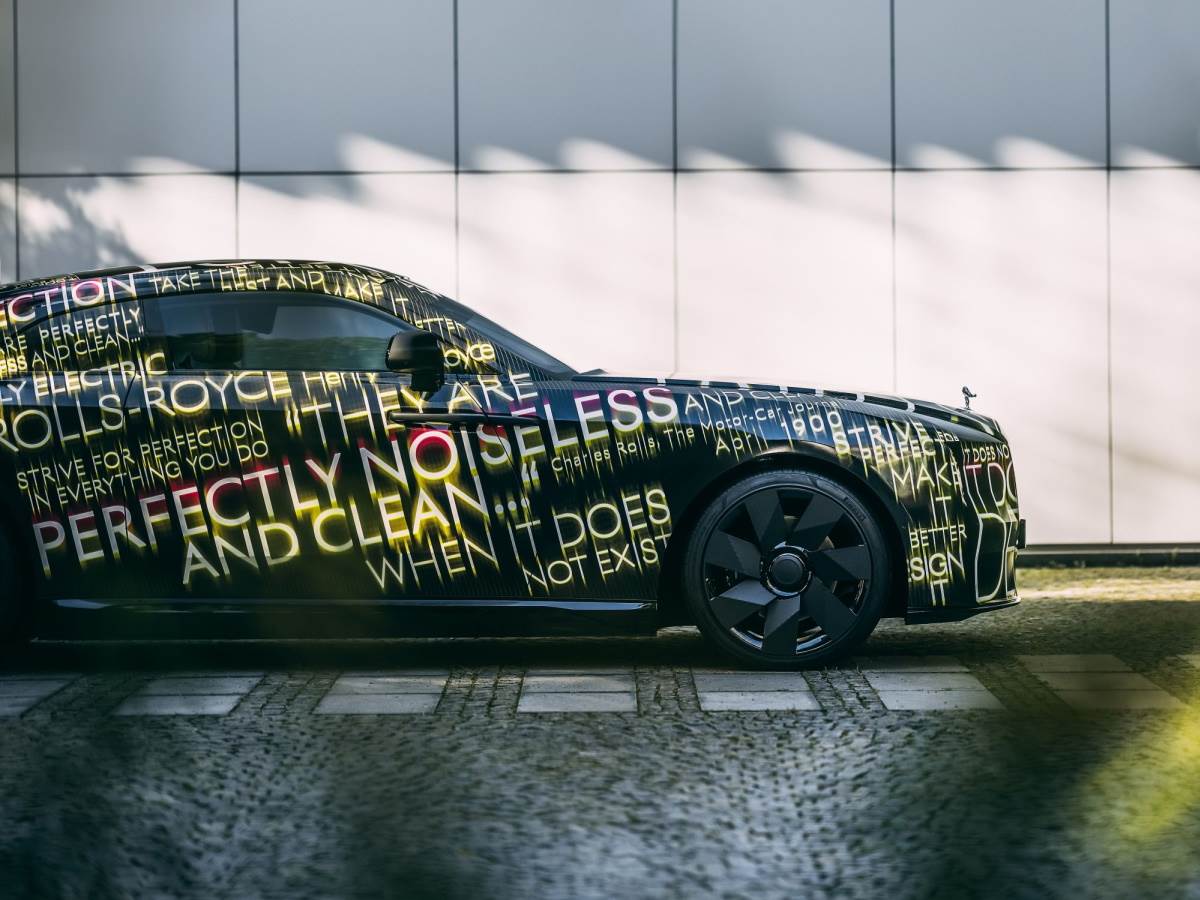 Rolls-Royce Spectre (5)