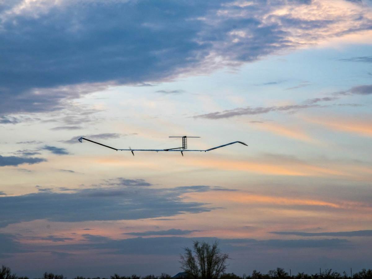 Airbus Zephyr solarna bespilotna letelica opis, slike i video