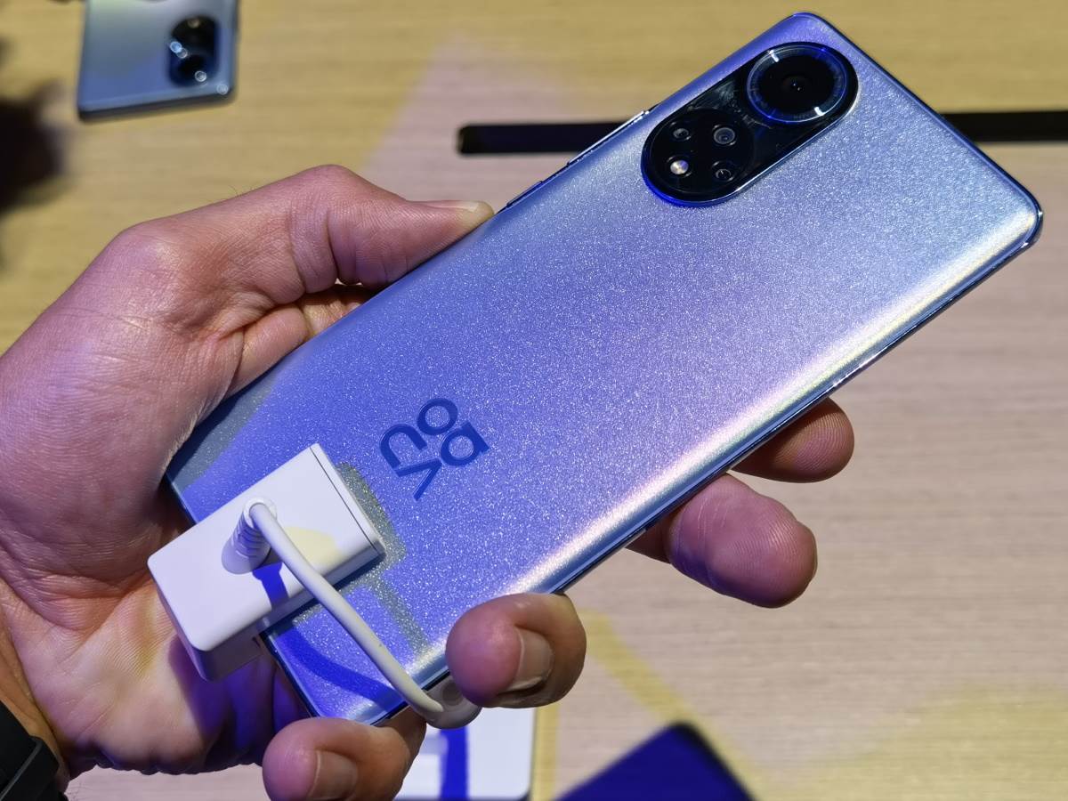 Huawei nova 9 premijera 7