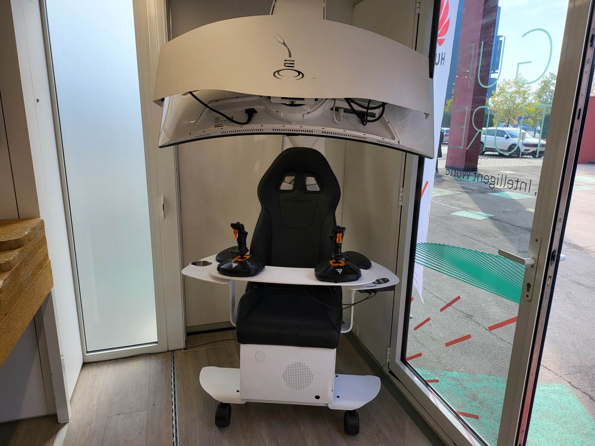 Huawei 5G kamion šta je unutra (1)