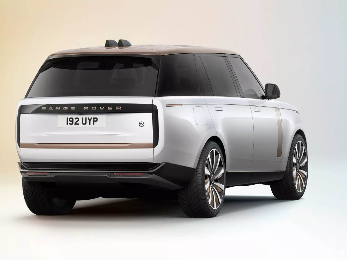 Range Rover All Electric 8