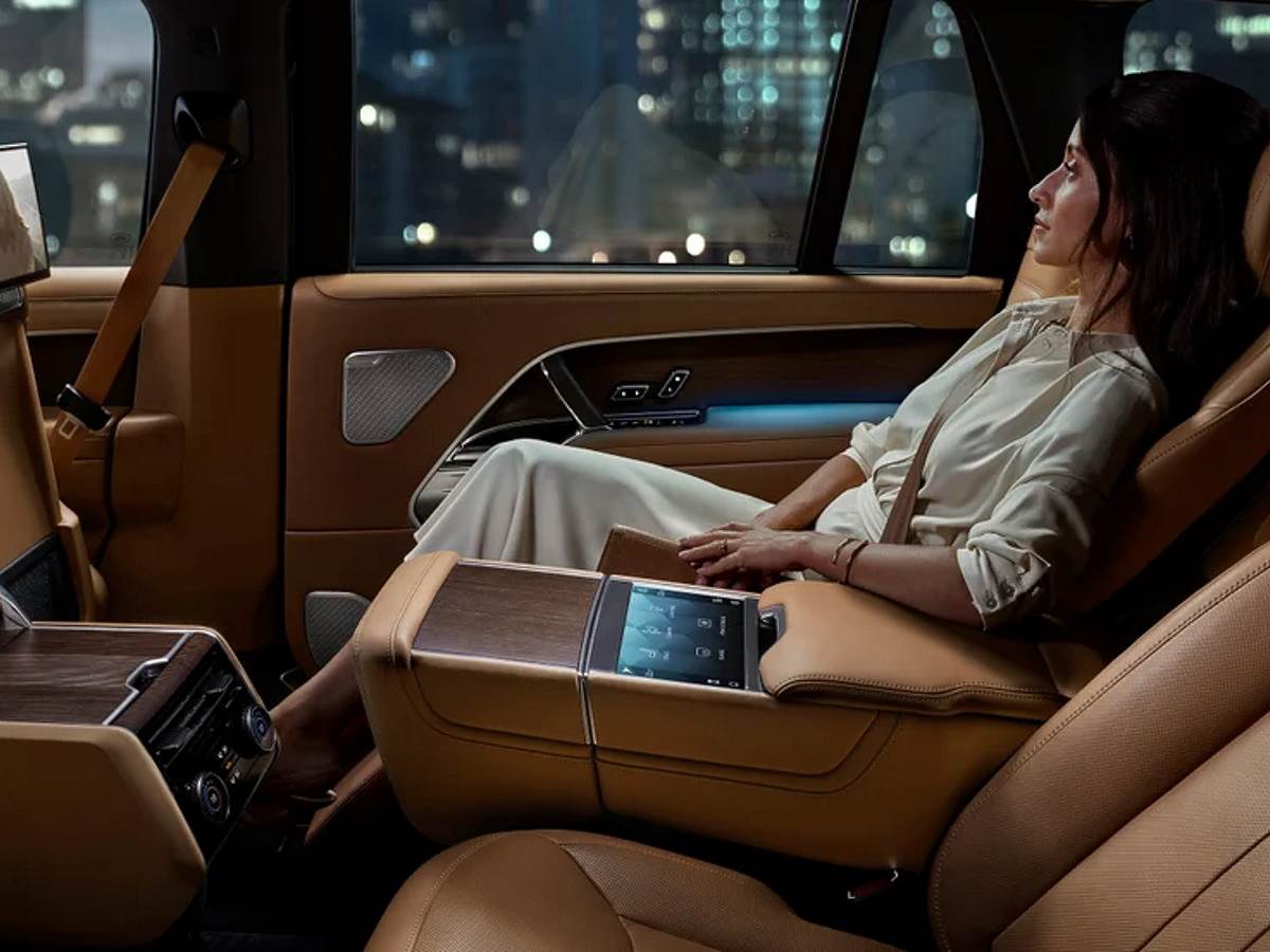 Range Rover All Electric 10