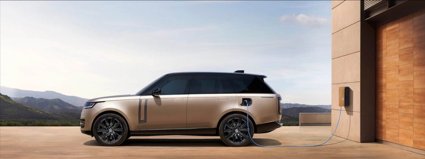 Range Rover All Electric 6