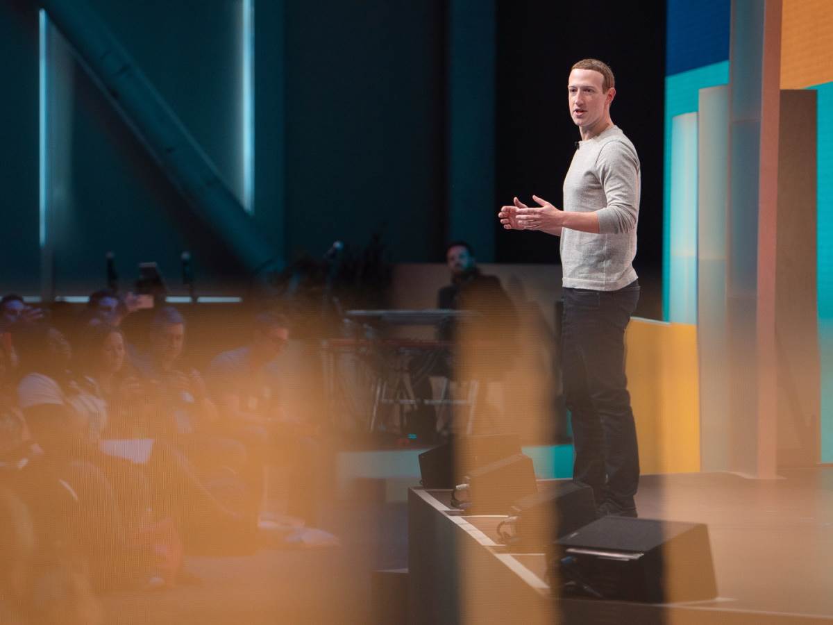 Mark Cukerberg konferencija pozornica