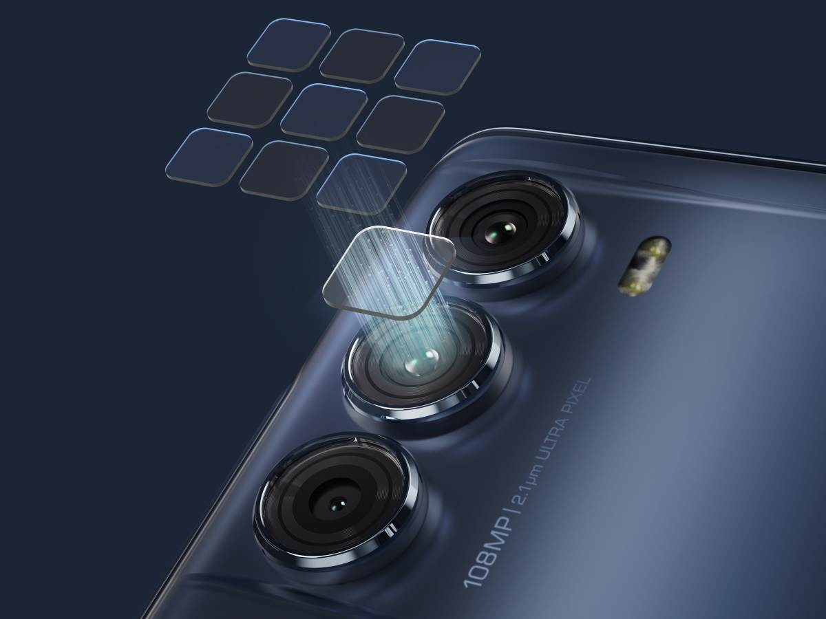 2021_moto g200 5G_Advanced Pack_UltraPixel Camera.jpg