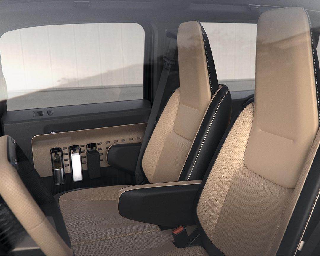 Canoo pikap unutrašnjost