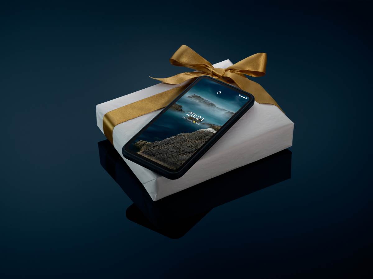 Nokia XR20 mobilni telefon 3.jpg