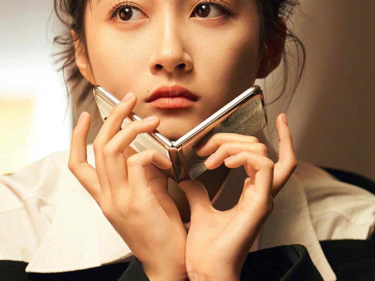 Huawei P50 Pocket 3.jpg