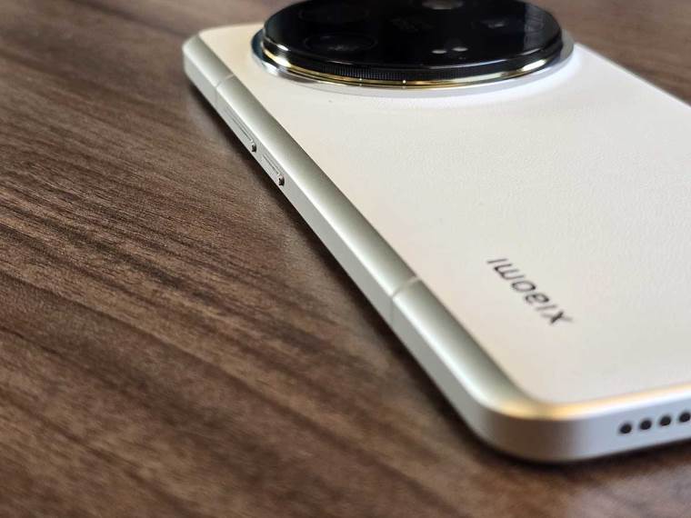 Xiaomi 14 Ultra bok