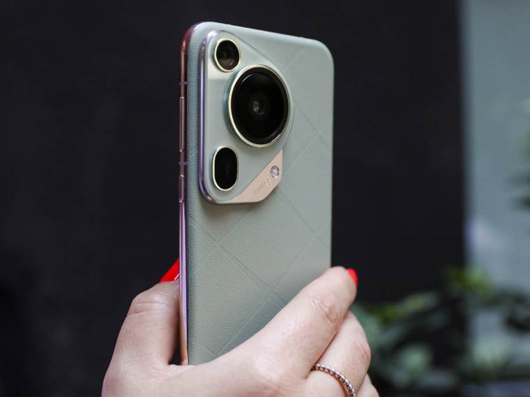 Huawei Pura 70 Ultra poleđina