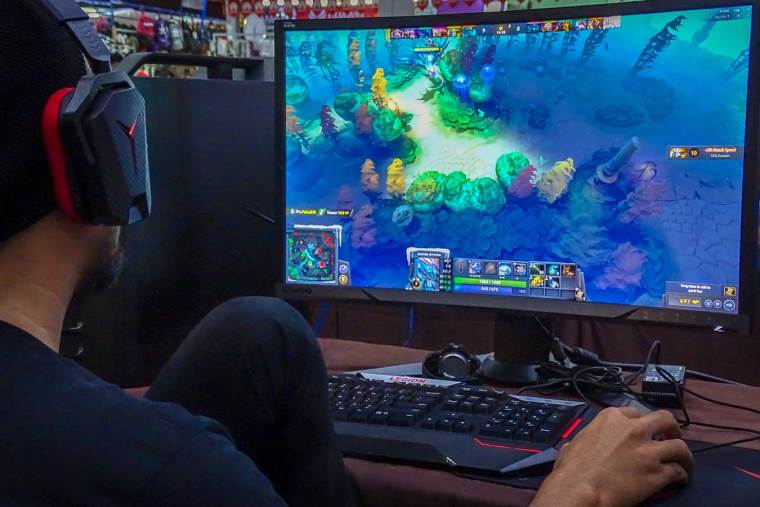 DOTA 2