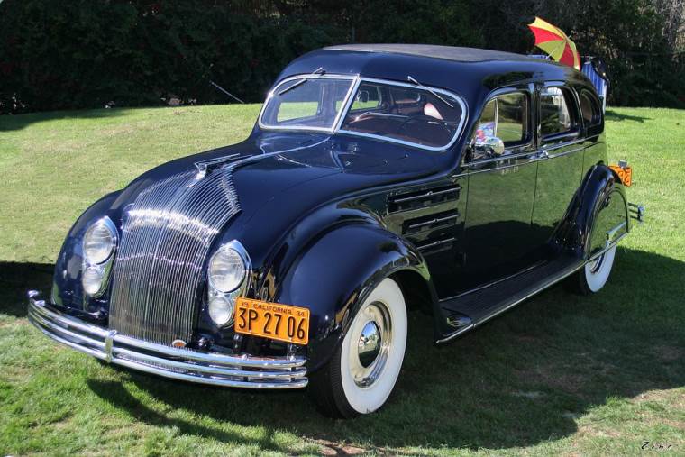 Chrysler Airflow iz 1934. godine _ Foto Wikimedia Rex Gray.jpg