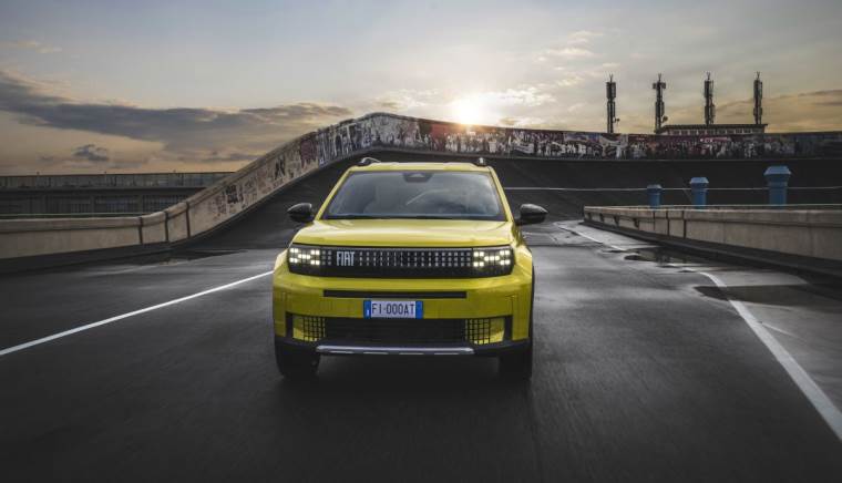 FIAT Grande Panda _ električni automobil _ spoljašnjost _ vožnja _ Foto Stellantis FIAT (1).jpg