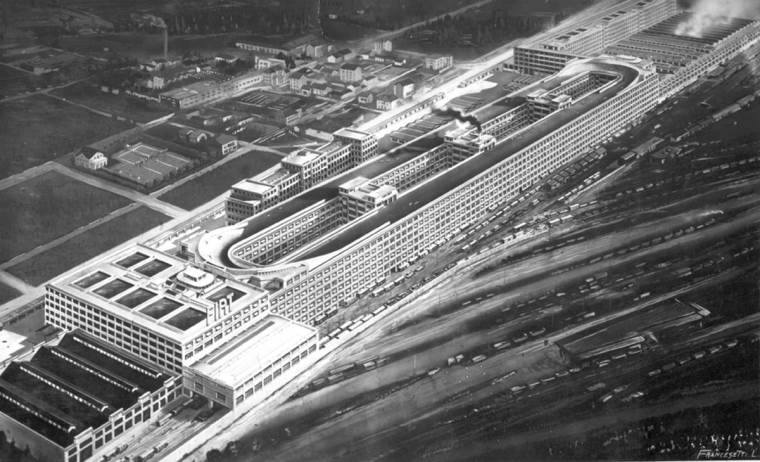 Lingoto – stara Fijatova fabrika u Torinu _ Foto Wikipedia Public domain.jpg