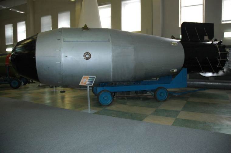 Sovjetska Car bomba _ Foto Wikimedia Croquant.jpg