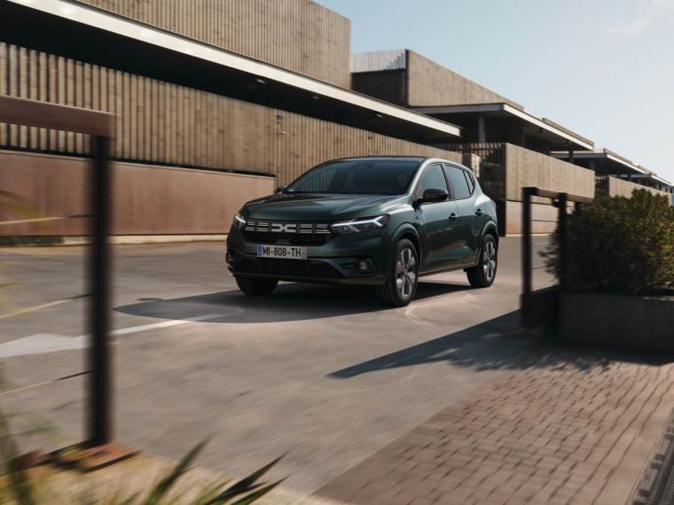 Dacia Sandero 2024 (1) _ Foto Dacia.jpg