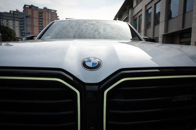 BMW XM logo