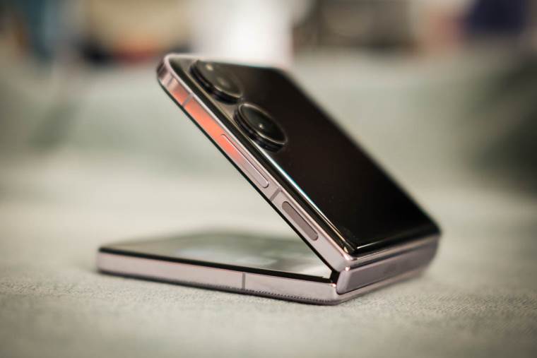 Xiaomi Mix Flip