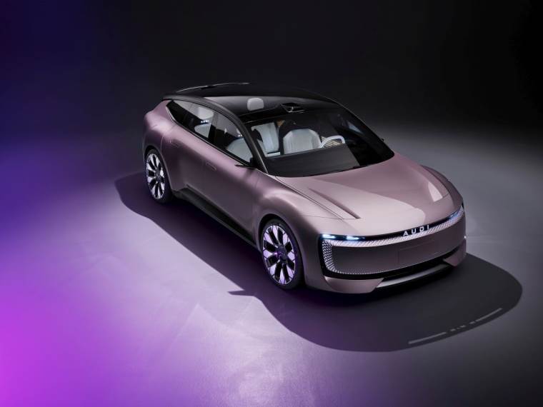 AUDI E _ Foto AUDI (1).jpg