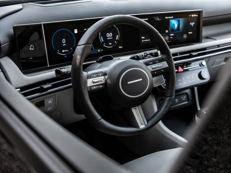 1 Large-63375-2025TucsonHybrid _ Hyundai _ ekrani.jpg