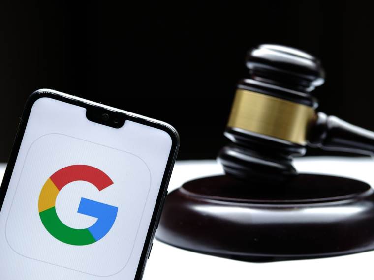 Google _ suđenje _ telefon _ Foto Shutterstock.jpg
