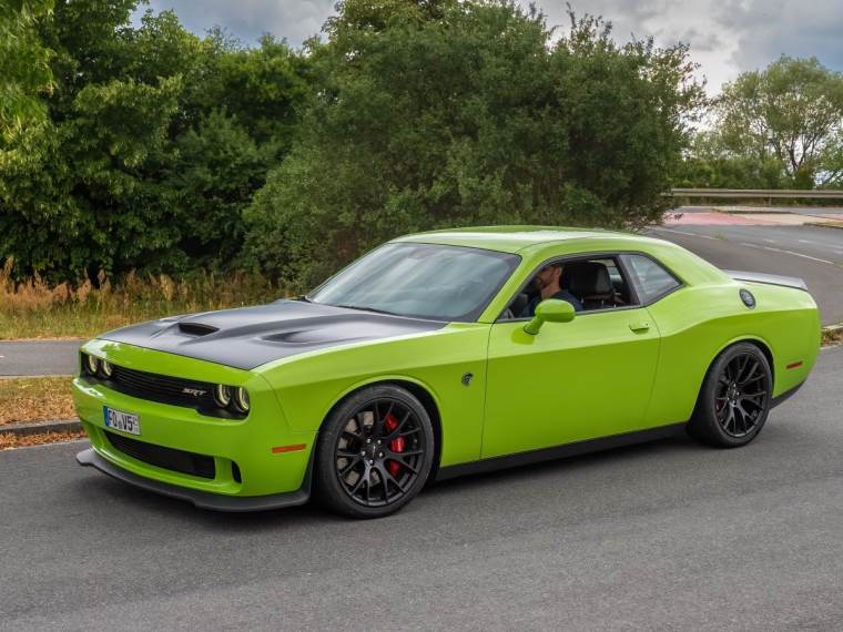 Dodge Challenger SRT8 _ Foto Wikimedia Ermell.jpg