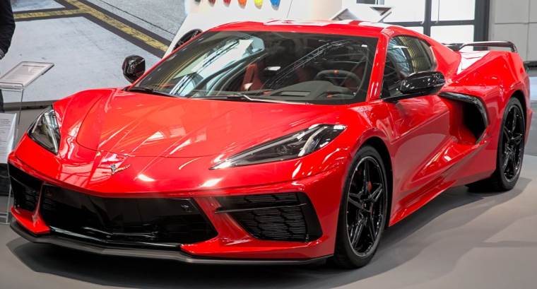 Chevrolet Corvette C8 _ Foto Wikimedia Alexander Migl.jpg