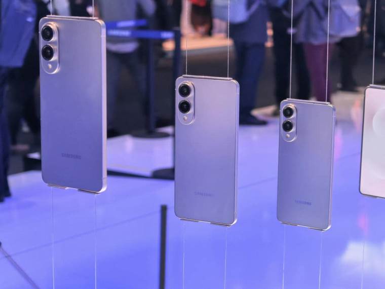 Samsung Galaxy S25 Edge MWC 2025 uživo slika 9.jpg