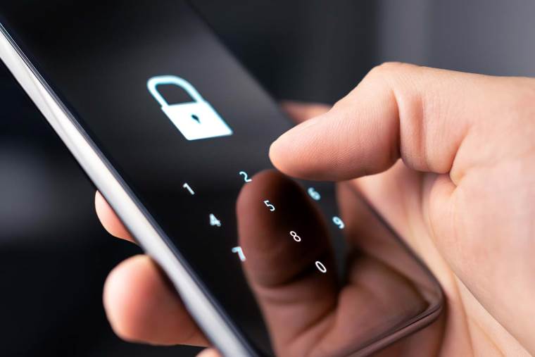 Unos PIN koda na telefonu