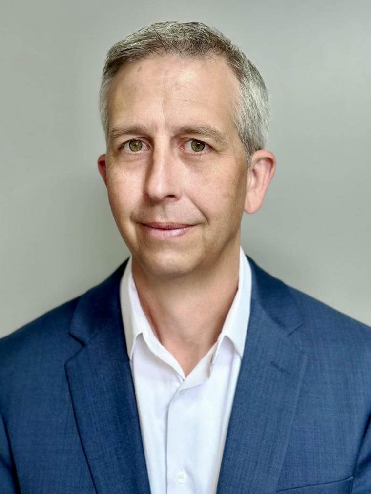 2 Michael Boyd, Former Assistant Treasurer, Apple Inc. 15.24.16.jpg