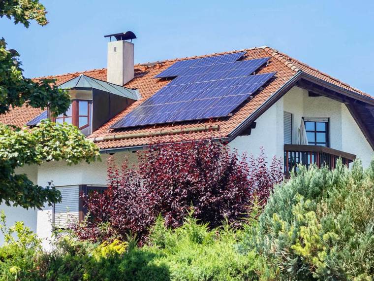 Solarni paneli na kući