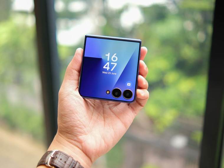 Galaxy Flip7