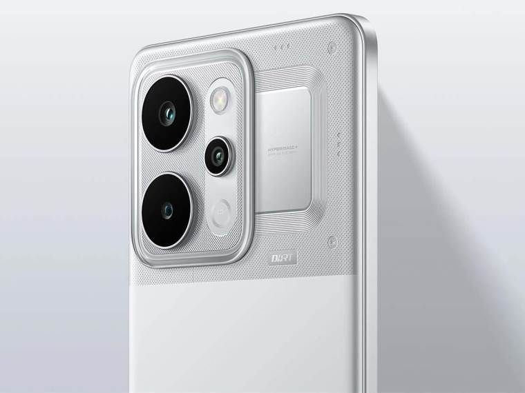 realme P4 Power poleđina
