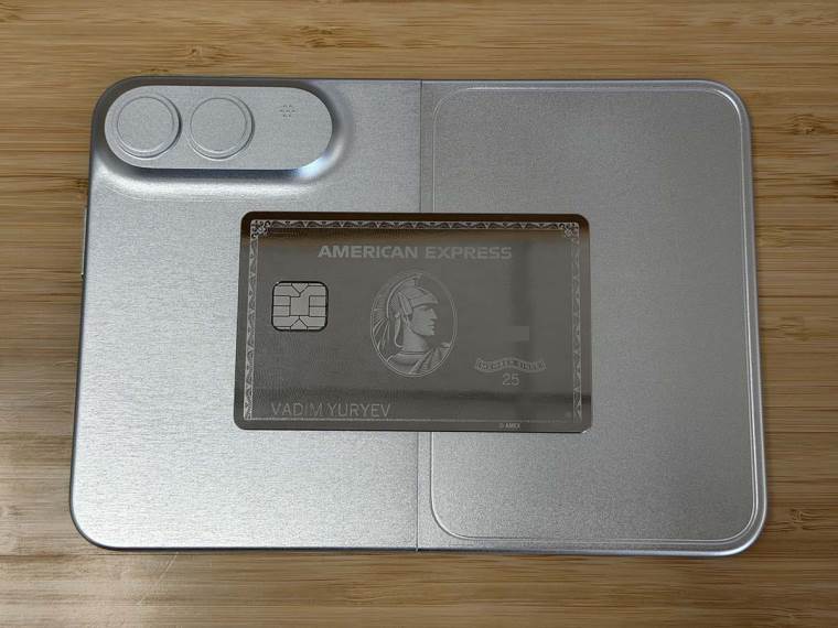 iPhone 18 Ultra maketa 1.jpg