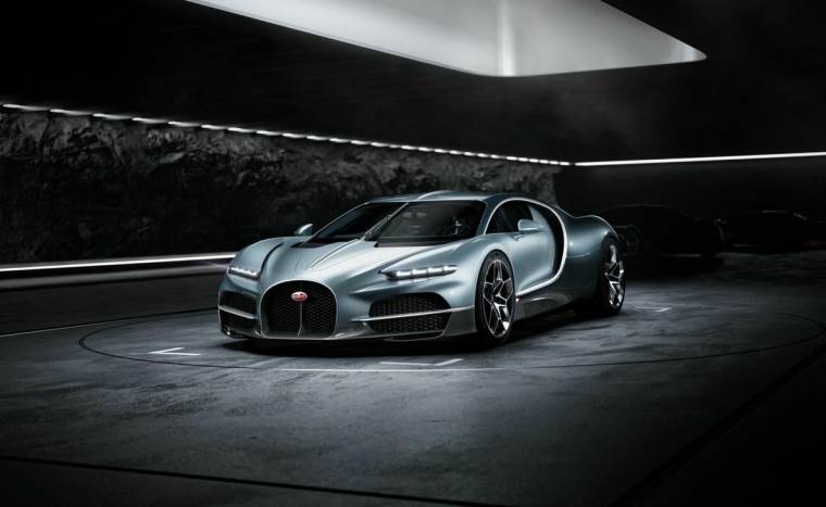01 BUGATTI-World-Premiere-Presskit-Images (2).jpg
