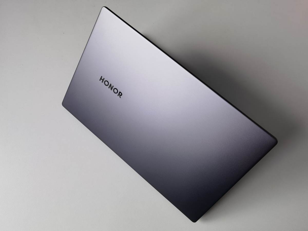 HONOR MagicBook X 15 laptop test i cena (13).jpg