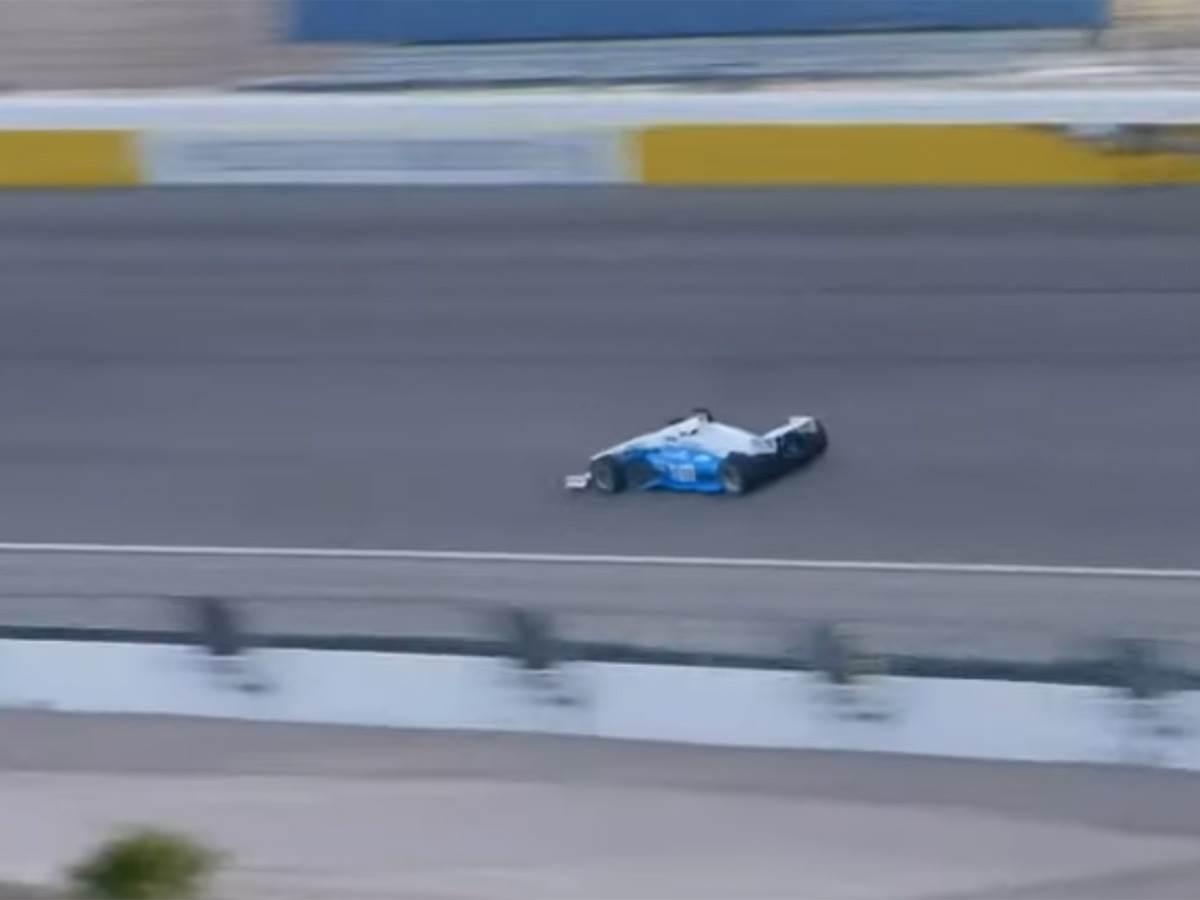 Autonomna trkačka vozila