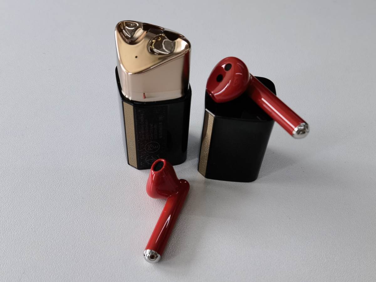Huawei FreeBuds Lipstick 3.jpg