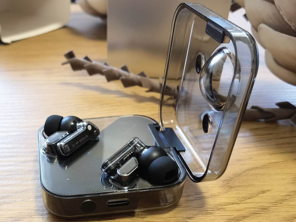 Nothing Ear1 (8).jpg