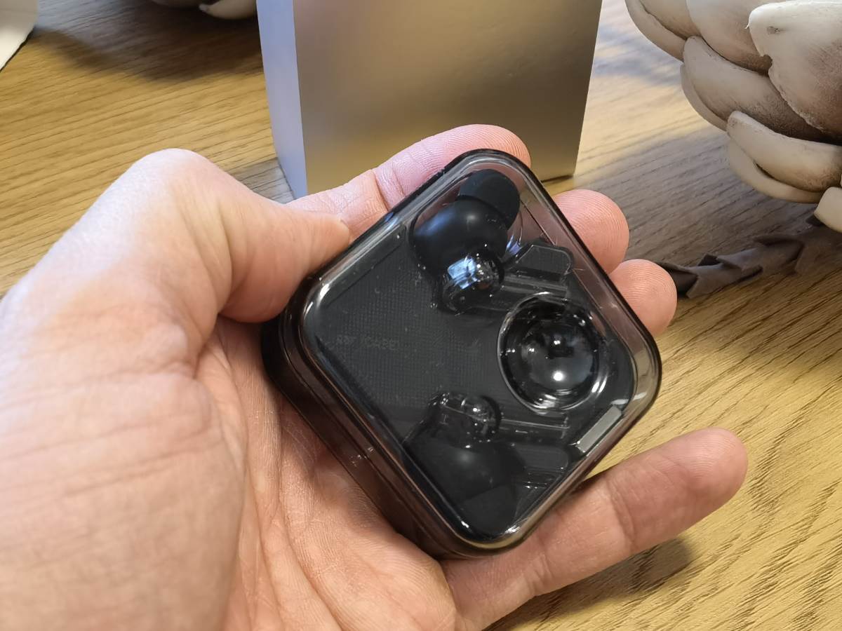 Nothing Ear1 (11).jpg