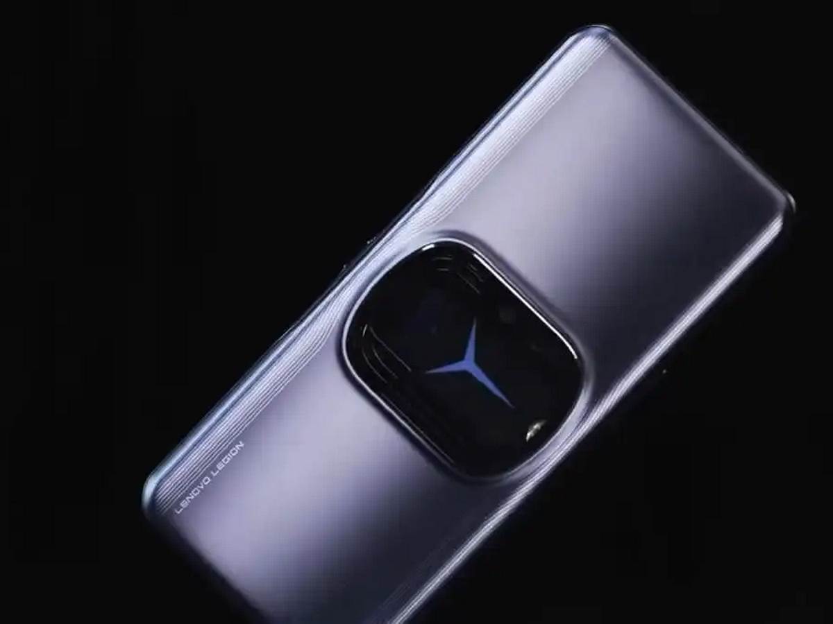 Lenovo Legion Y90 7.jpg