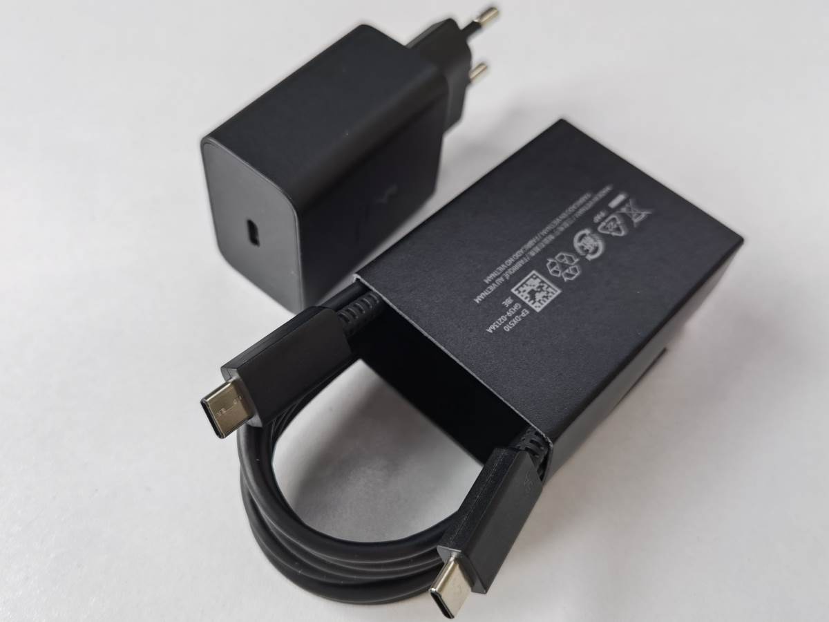 Samsung Galaxy S22 Ultra test cena i specifikacije